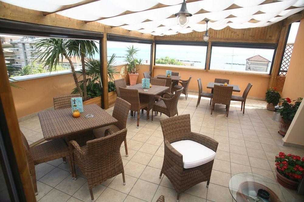 Hotel Victoria Porto San Giorgio Zewnętrze zdjęcie